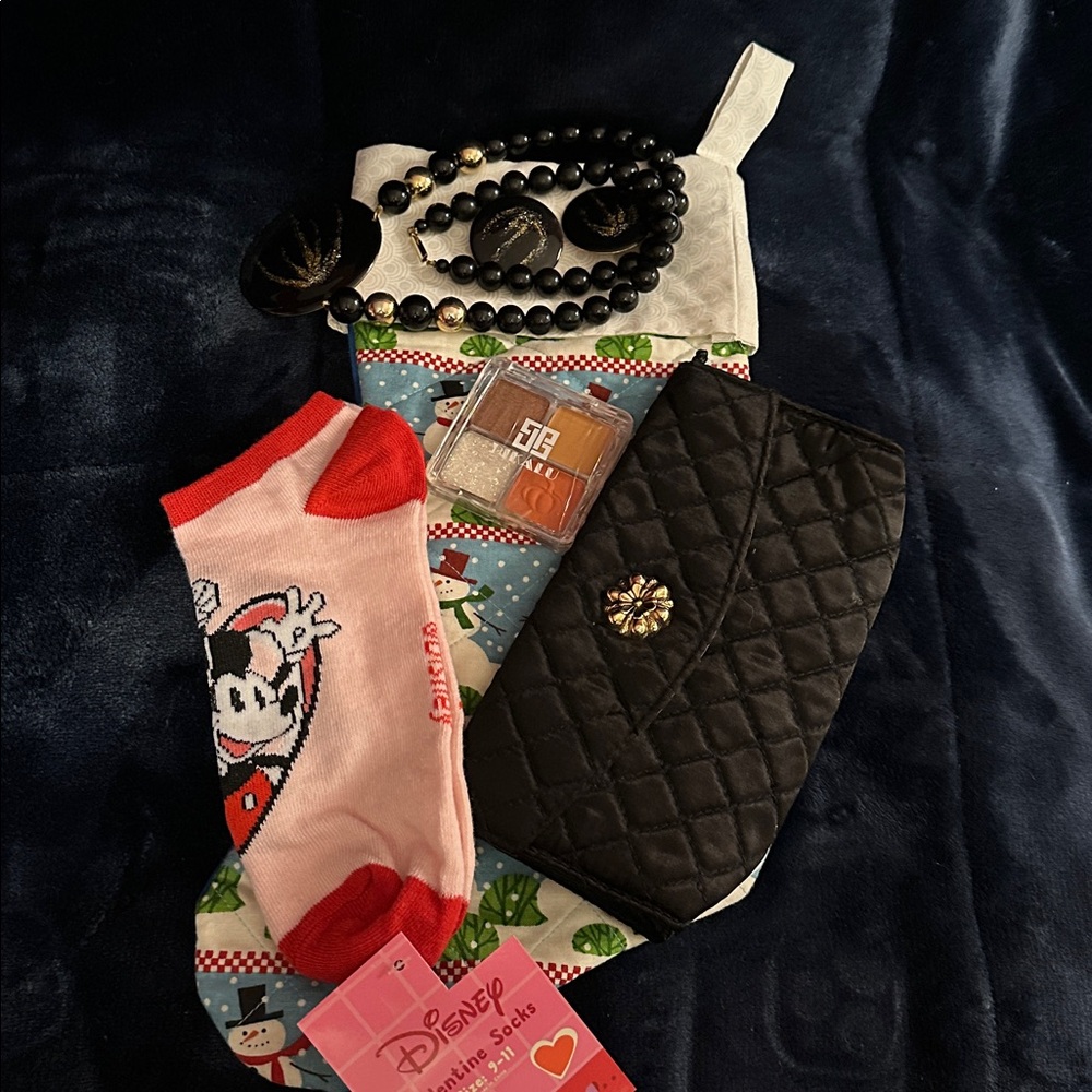 6 Piece Christmas Stocking Bundle